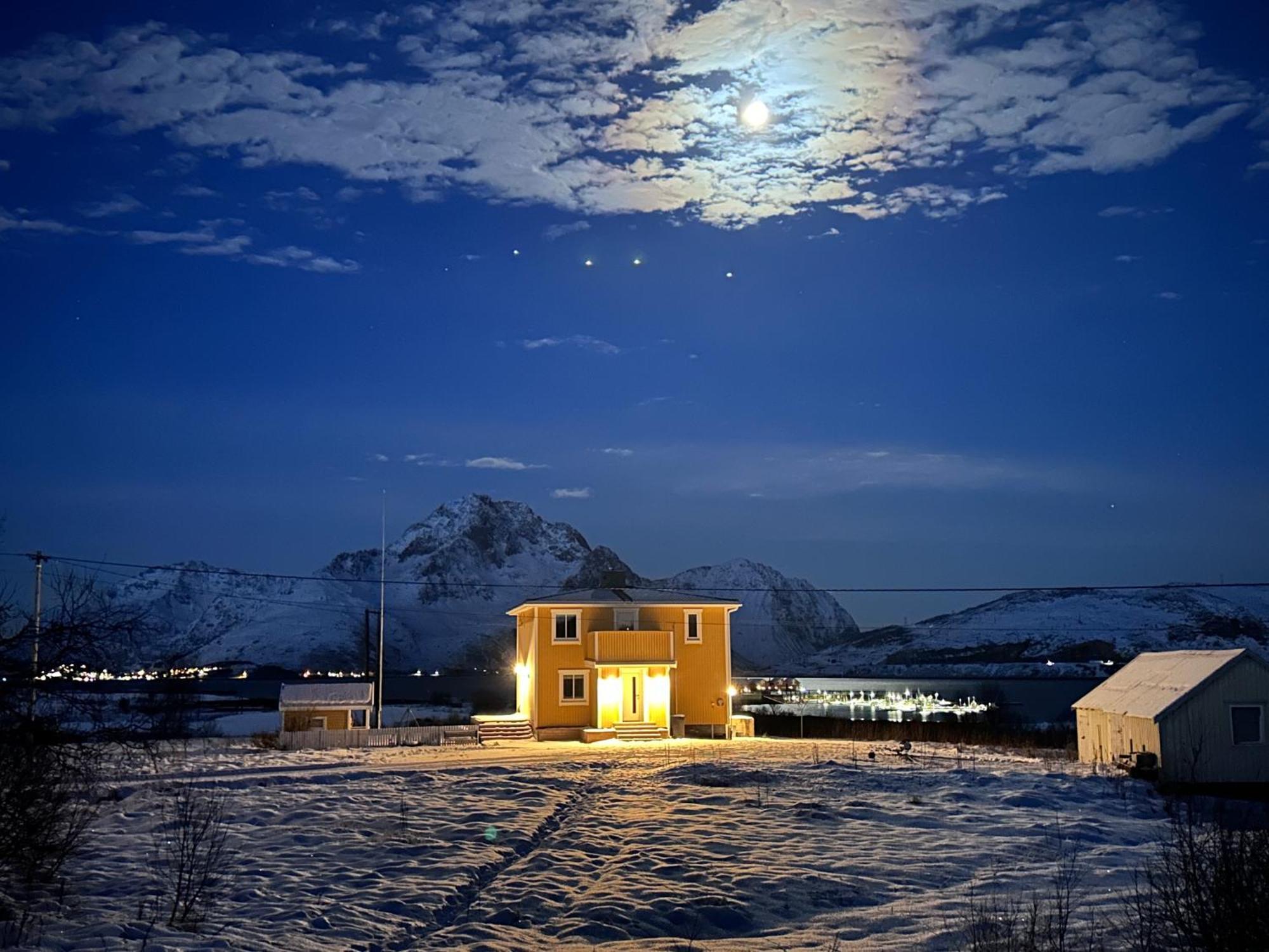 Pederstua, A Classic Fisherman'S Farm House In The Middle Of Lofoten Storeidet 외부 사진